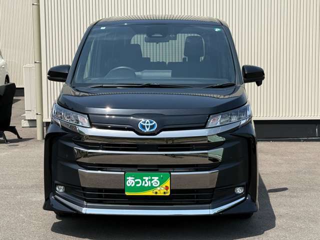 お車の車検・オイル交換・修理・鈑金塗装・ガラス修理・デントリペア・ボディコーティングなども幅広く対応しております。その際は無料で代車を貸し出し致します。車の事は何でもお任せください！
