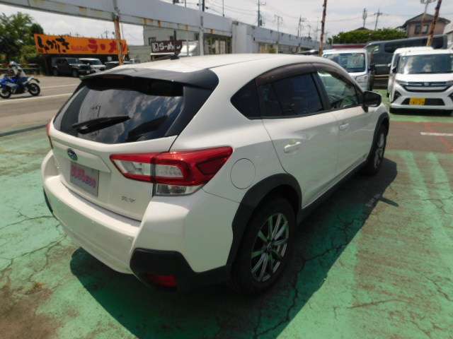 納車前には、当社メカニックにより、安全かつ安心して気持ちよくお乗りいただける整備を行います。