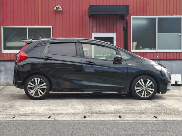 当店では明朗会計、支払総額を表示しております。一部、県外登録に別途費用がかかることはございますが必要以上の費用を頂くことはございません。お気軽にお問い合わせください。【TEL086-292-8833】