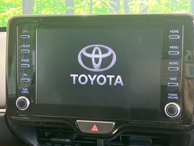 【8インチ　ディスプレイオーディオ】大画面のディスプレイはAppleCarPlayやAndroidAutoが利用可能。大きな画面でスマホナビアプリ等が利用いただけます♪