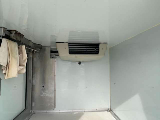 各種メッキ・LED・ナビなどカスタムに関してもお気軽に御相談下さい！理想の1台に出来る様、お客様と一緒にご相談させて頂きます！