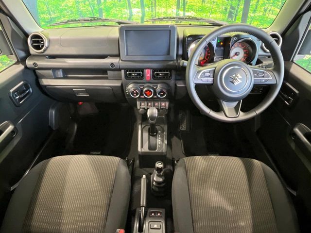 グループ総在庫数約30，000台！！全国の系列店からメーカー・車種問わずご紹介出来るので、あなたにピッタリのお車が見つかるはずです♪まずはお問い合わせ下さい☆