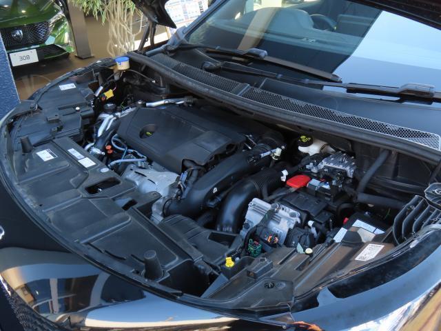 1.6リッターのガソリンターボエンジンと電動モーターによる爽快な走り