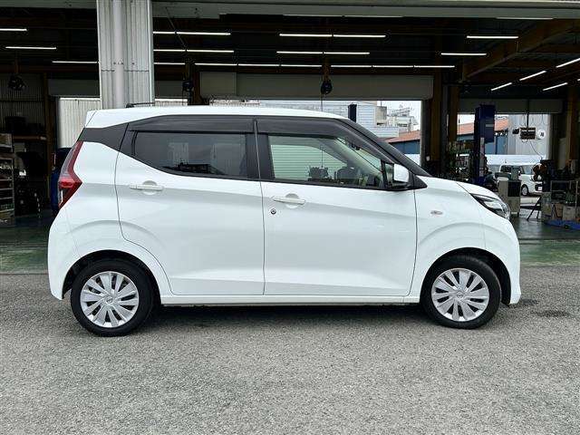 ■□■□■ アフターサービスも安心！！ 自社整備工場・自社鈑金工場・積載車を完備しておりますので、お客様のご購入後も手厚くサポートいたします！！ ■□■□■