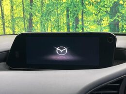 【マツダコネクトナビ】ナビはもちろん、多彩なメディアをお使い頂けます。TV/DVDチューナー装備。AppleCarPlay・AndroidAutoにも対応！