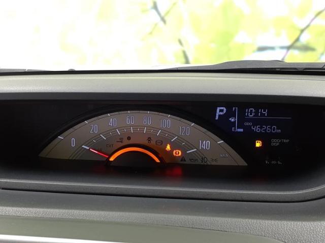 WECARSの展示場では実際に見て、触ってお車をお選びいただけます！知識の豊富な営業スタッフが様々なカーライフをご提案いたします！