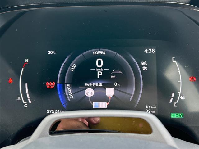 スピードメーターの画像です。店舗にて現車の確認もいただけますので、お電話で在庫のご確認の上是非ご来店くださいませ！！！ワクワクするクルマ選びをご提案します！