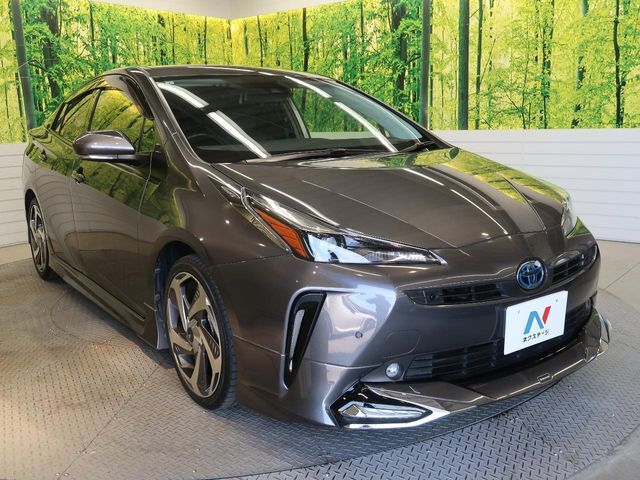 大好評のボディコーティング「弾スプラッシュコート」もご納車までに施工可能。通常のガラスコートと異なる、耐久年数6年の無機質ガラスコーティングが、ボディをキレイな状態に保ってくれます。