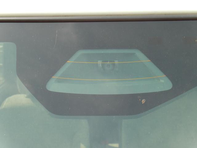 【衝突被害軽減ブレーキ】前方の車両や歩行者を検知し、ブザー音や表示によって警告！衝突の可能性が高まるとブレーキ踏力をアシストしてくれますが、あくまでもサポートですので運転手の判断・操作が大事です☆