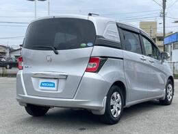 全国に店舗を展開しているのでどこでもお取り寄せが可能です！この車が気になるけど遠方だから・・・と諦める必要はありません！※別途陸送費が必要です。