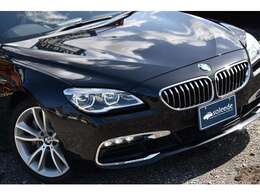 アダプティブLEDヘッドライトが装備されております♪　☆お住まいの地域にてナンバー取得後、店頭にてご納車をさせて頂くことも可能です！陸送費用の節約ができますね♪※一部適用外地域がございます☆