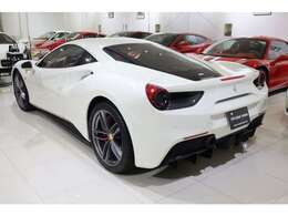 フェラーリ488GTB入荷致しました。