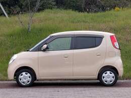 ・入庫時に、試乗を実施しています。納車時は12ヶ月点検整備を実施いたします。交換部品は→エンジンオイルやオイルエレメント、バッテリーやワイパーブレード（撥水タイプ）は全て交換します。