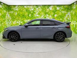 WECARSの在庫ページをご覧いただき誠にありがとうございます！WECARSは「お客様第一」をモットーにお客様のカーライフを全力でサポートいたします！