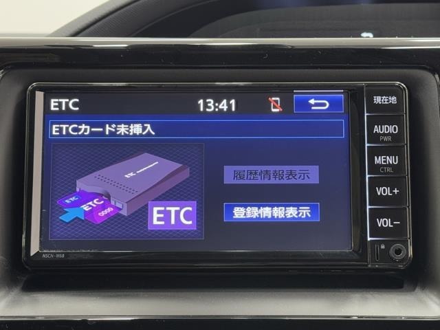 ナビ画面に連動したETCを装備しています。　過去に利用した利用料金も一目で分かって、とっても便利です。　ETCの抜き忘れ、挿し忘れも警告してくれるので安心ですね。