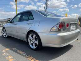☆カーセブンの展示車は、ユーザー様より直接仕入れの新鮮車！ダイレクト販売する事で中間マージンをカット！