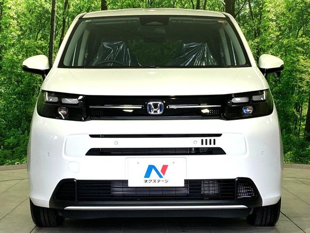弊社では、全車『修復歴なし』のお車のみ取り扱っております。専任バイヤーによる厳選した仕入れの後、入庫後の車両チェックを行い、ネクステージが認定した高品質な中古車をご提供しております。