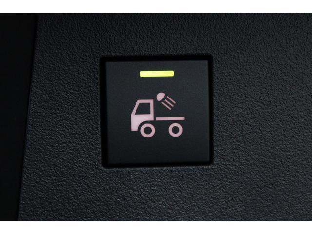 荷台灯のスイッチは使いやすい位置に配置。