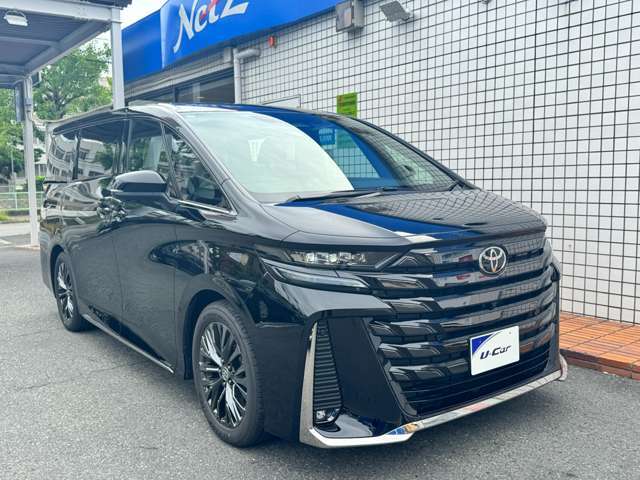 燃費の良いハイブリッド車です！