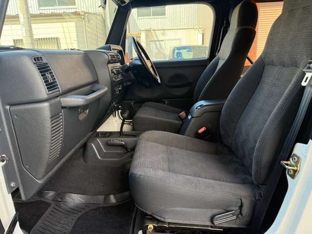 車内、特に気になる匂いもございません。