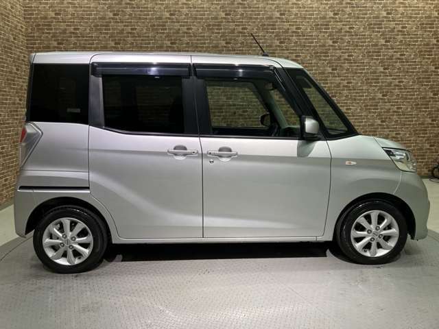 ■充実のアフターサービス■　車の販売はもちろん、自社整備工場・自社鈑金工場・オイル交換＆点検専門店舗を完備しておりますので納車後もお客様のカーライフをトータルでサポートいたします。