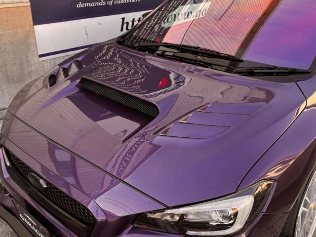 来店予約で成約を頂いたお客様には当店オリジナルの除菌消臭プランをプレゼント！車内の気になる臭いを解消するためにオゾン発生器を使用し、強力に除菌脱臭し二酸化塩素除菌消臭剤 SEAL OFFを使用して消臭します。