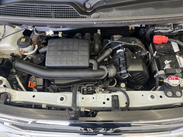 親切・丁寧な専門メカニックスタッフが応対！・車検・点検整備・事故等の修理などアフターサービスも安心。お車のカスタマイズもネクステージのサービススタッフまでご相談ください！