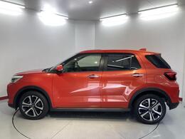 弊社営業時間は朝9：30から夕方18：00です♪