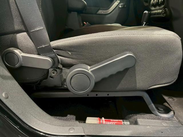 シートの高さも調整可能です。