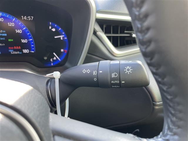 気になる車はすぐにお問い合わせください！画面右側の0066から始まる無料ダイヤルからお問い合わせ下さい！専門スタッフがお車のご質問にお答えいたします！