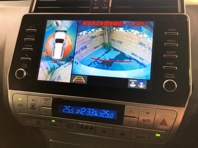 【全方位モニター】専用のカメラにより、上から見下ろしたような視点で360度クルマの周囲を確認することができます☆縦列駐車や幅寄せ時に活躍してくれます♪