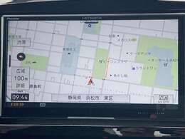純正のモニターでは表示可能な項目が非常に多岐にわたっており、ぜひ実車をご覧頂いて操作感と使い勝手をご確認頂きたいと思います。画面サイズも大きくて、非常に見やすいモニターとなっております。