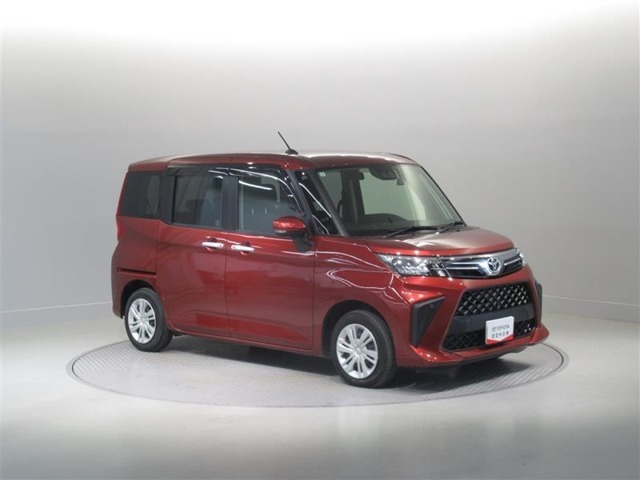 ご覧の車両以外にも多数のU-Carを展示販売しております。