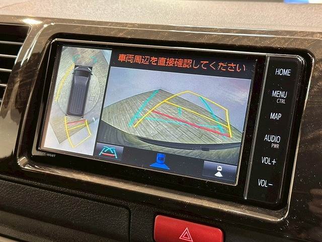 【アラウンドビューモニター】全周囲カメラで危険察知。狭い駐車場でも安心して駐車できますね。