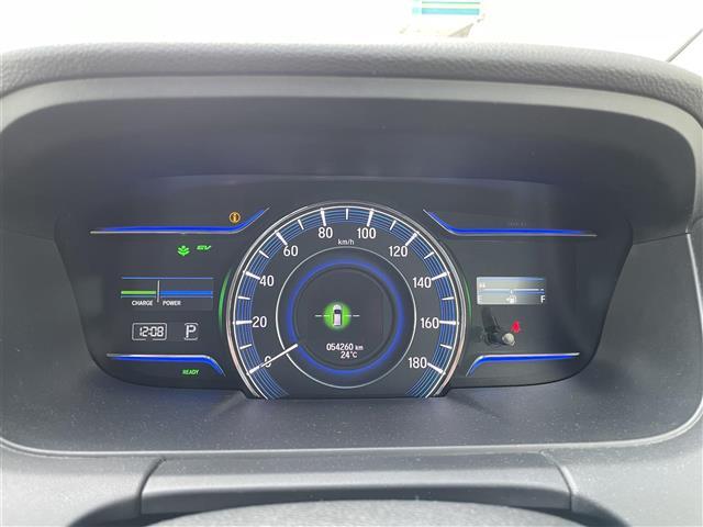 【スピードメーター】メーターがシンプルで見やすく運転しやすいですね！◆ご来店予約受付中！無料の来店予約は【来店予約をする】ボタンから！◆