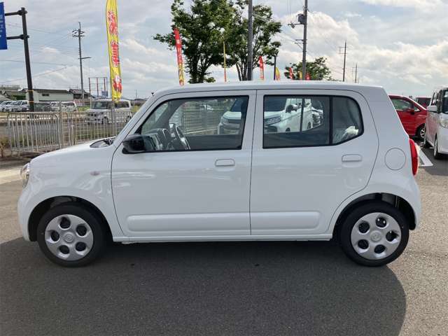 ■掲載車両以外にも在庫がたくさん！■　カーセンサーで希望の車両が見つからなくてもぜひお問い合わせ下さい。お電話でもかまいません。販売スタッフが全力でご希望のお車をお探しいたします！