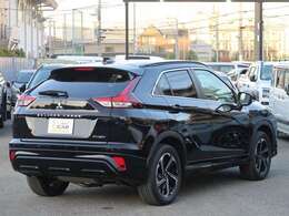 3年間・走行距離無制限の認定中古車保証が付帯します。有償で最長5年間まで延長可能です