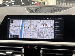【純正HDDナビ】です。BluetoothやフルセグTV等充実装備。