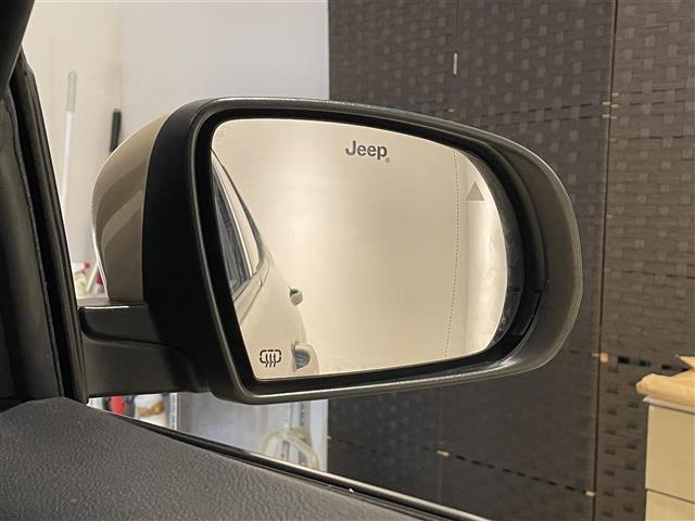 カーセンサーを見て電話しましたとお伝え下さい。0078-9711-254277までお気軽にお電話下さい。全国納車可能です。納車方法に関してもお気軽にご相談ください。