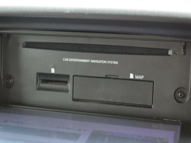 CD・SDカード挿入口の写真です。