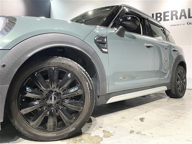 全車、納車日からのあんしん保証付き。記録簿等で整備履歴の確認も可能です。LIBERALAでは輸入車でも最長5年間の保証がご選択頂けます。中古車は不安というお客様の声にお応えし、業界最長の保証を実現致しました。