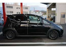 オートローン（最長72回）や自動車保険も取り扱っています。頭金無しでの購入も可能ですですのでお問い合わせください。