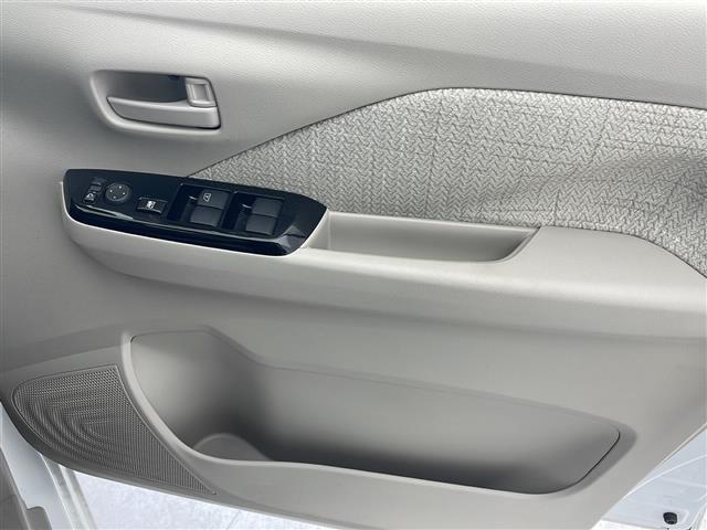店舗にて現車の確認もいただけますので、お電話で在庫のご確認の上是非ご来店くださいませ！！！
