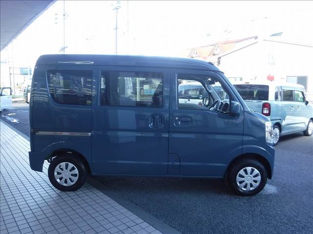4WD☆CVT☆デュアルカメラブレーキサポート☆シートヒーター☆USB電源☆オーバーヘッドコンソールBOX☆LEDヘッドライト☆オートハイビーム☆リアパーキングセンサー☆アイドリングストップ☆禁煙車☆