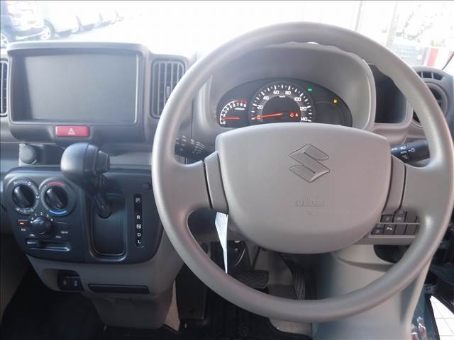 4WD☆CVT☆デュアルカメラブレーキサポート☆シートヒーター☆USB電源☆オーバーヘッドコンソールBOX☆LEDヘッドライト☆オートハイビーム☆リアパーキングセンサー☆アイドリングストップ☆禁煙車☆