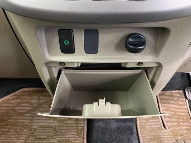 千葉北インター車で7分。お手頃価格の軽自動車専門店です。人気の軽自動車を中心に展示車多数ご用意しております！