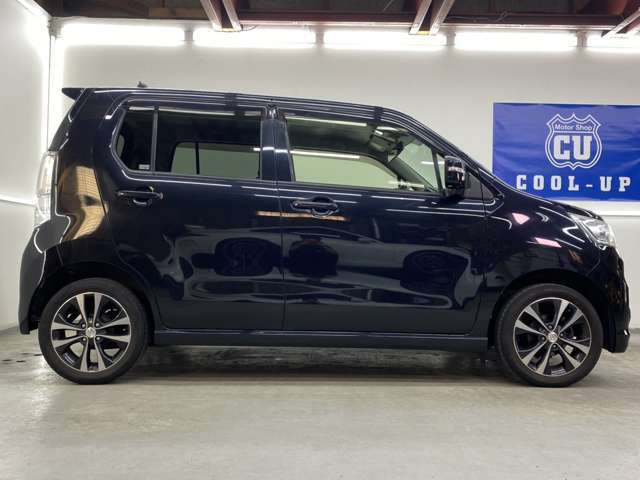 全道納車はもちろんのこと、全国納車も喜んで承っております☆当店にしかない良質なお車をご覧の皆様にお届けしたいから、陸送費も格安で行います！お気軽にお問い合わせください！