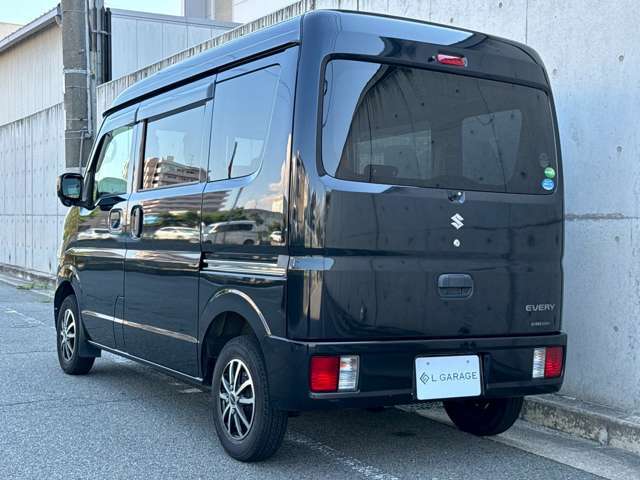 全国納車可能。エルガレージで理想の車を手に入れよう。