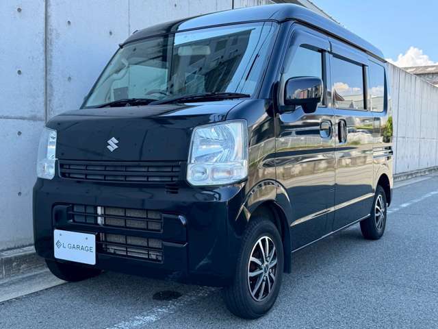 信頼と選択の車屋 - 幅広い車種と質の高いサービスでお客様のニーズにお応えします。納得の価格と充実のアフターサポートで安心のカーライフを提供します。ご来店をお待ちしております。