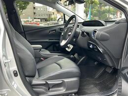 安心の全車保証付き！（※部分保証、国産車は納車後3ヶ月、輸入車は納車後1ヶ月の保証期間となります）。その他長期保証(有償)もご用意しております！※長期保証を付帯できる車両には条件がございます。